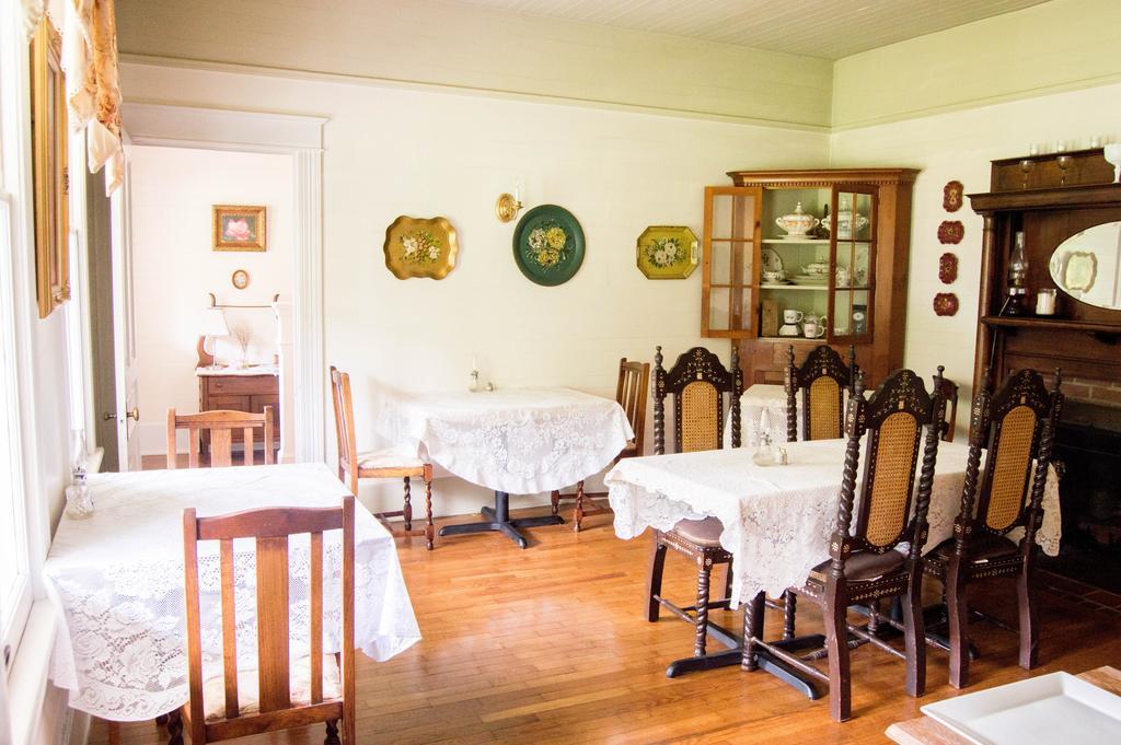 Mountain Rose Inn Woolwine エクステリア 写真