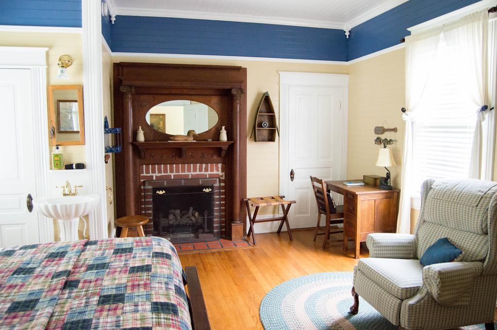 Mountain Rose Inn Woolwine エクステリア 写真